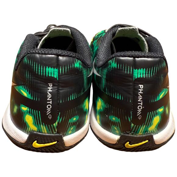 NIKE Phantom GT2 Unisex 2Y Academy Soccer Indoor Shoe Black Green DM0749-003 - Picture 4 of 13